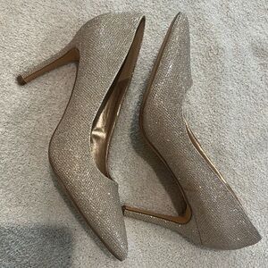 Gold high heels pumps stiletto 9.5 textured shoes